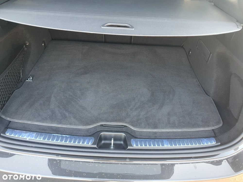 Mercedes-Benz GLC ver-220-d-4matic-9g--tronic-edition-amg-line - 20