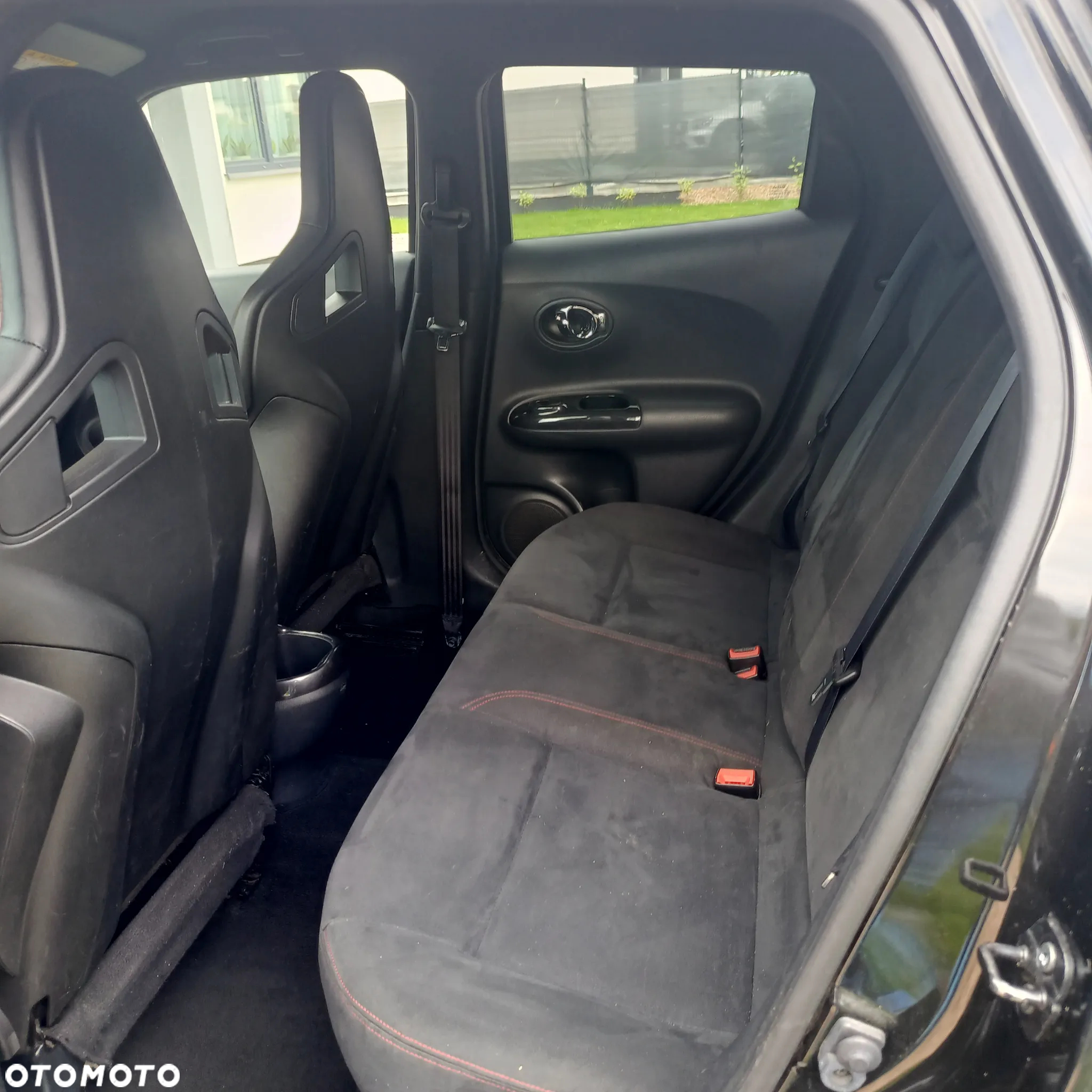 Nissan Juke 1.6 DIG-T Nismo RS - 12