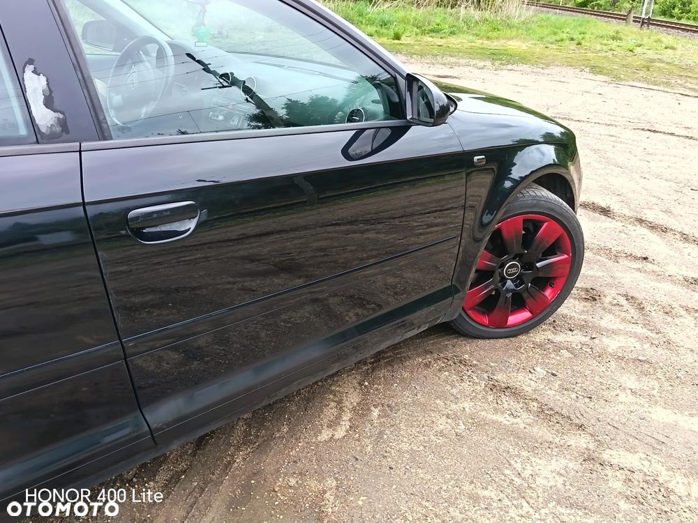 Audi A3 3-drzwiowe 2.0 FSI Attraction - 12