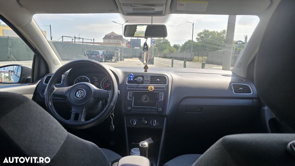 Volkswagen Polo - 17