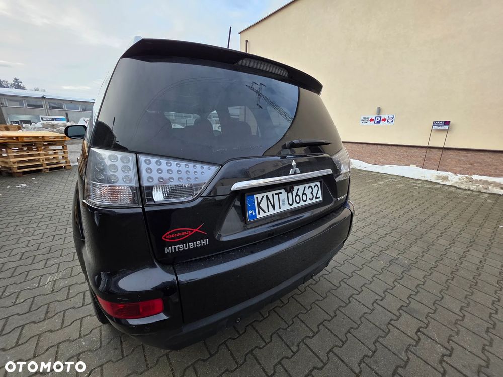 Mitsubishi Outlander - 5