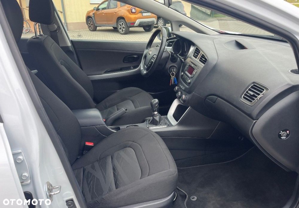 Kia Ceed - 20