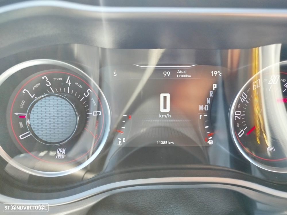 Dodge Challenger - 4