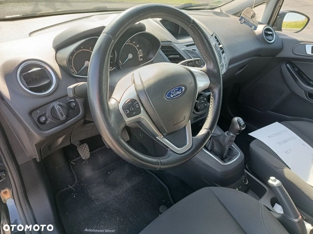 Ford Fiesta - 10