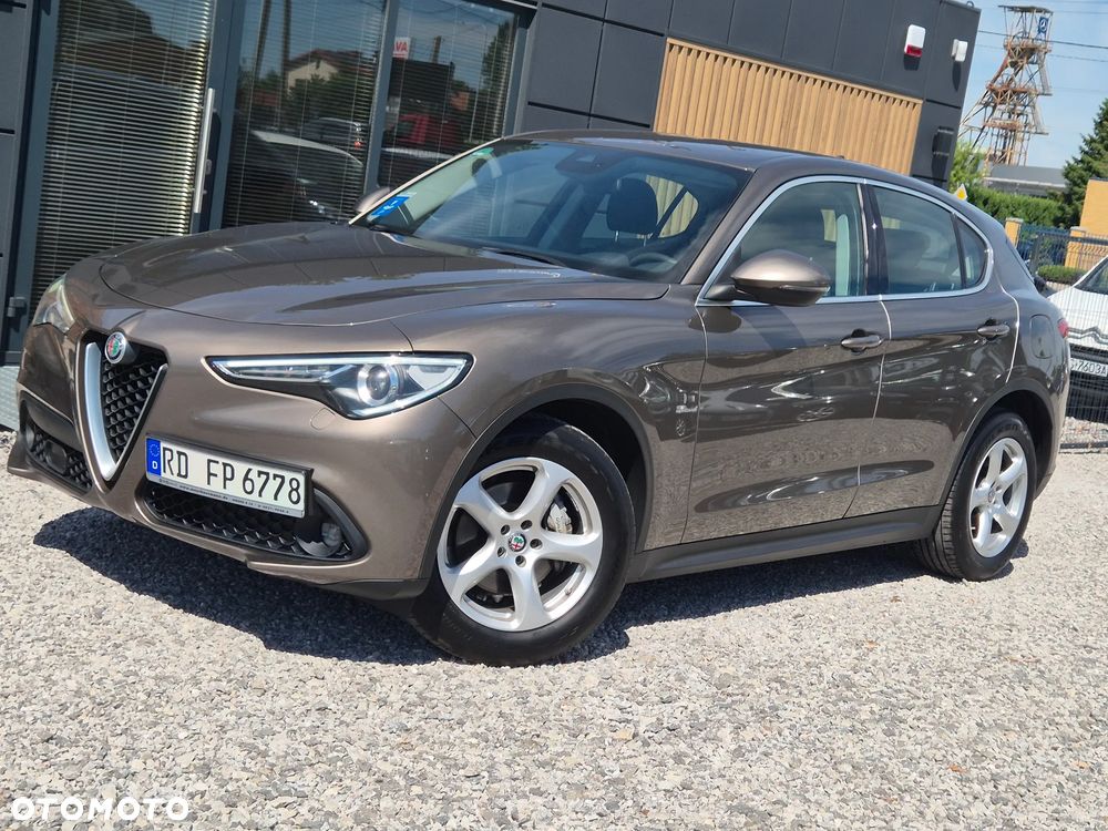 Alfa Romeo Stelvio 2.2 16V AT8 Executive - 4