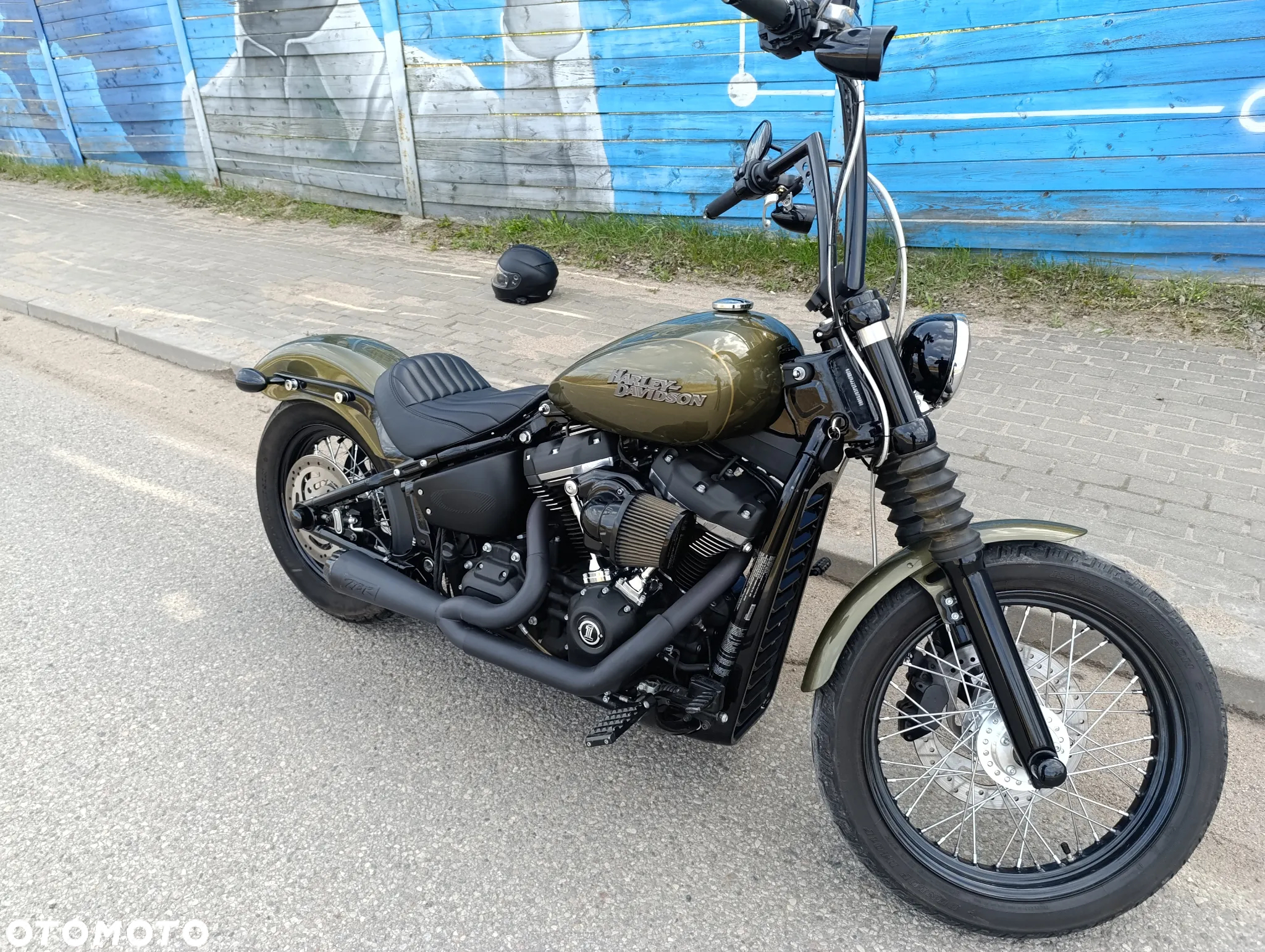 Harley-Davidson Softail Street Bob - 15