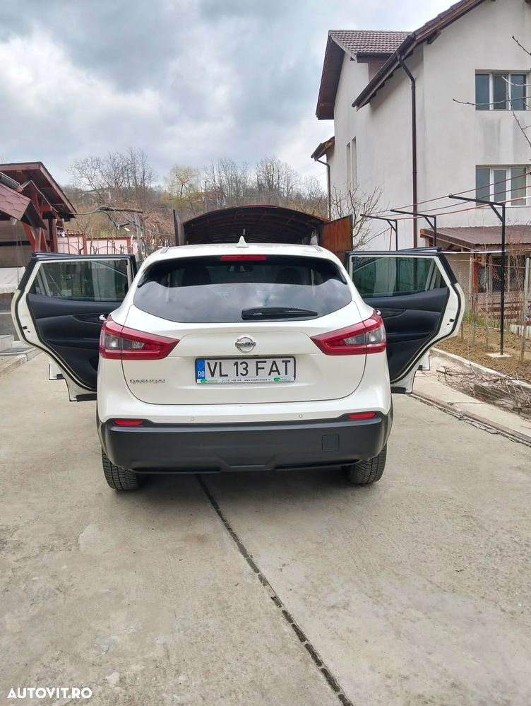 Nissan Qashqai - 10