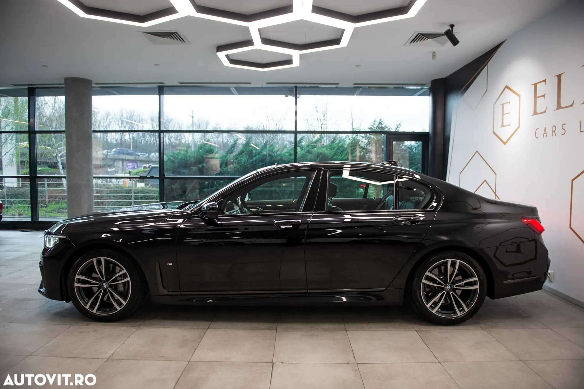 BMW Seria 7 730d xDrive MHEV - 4