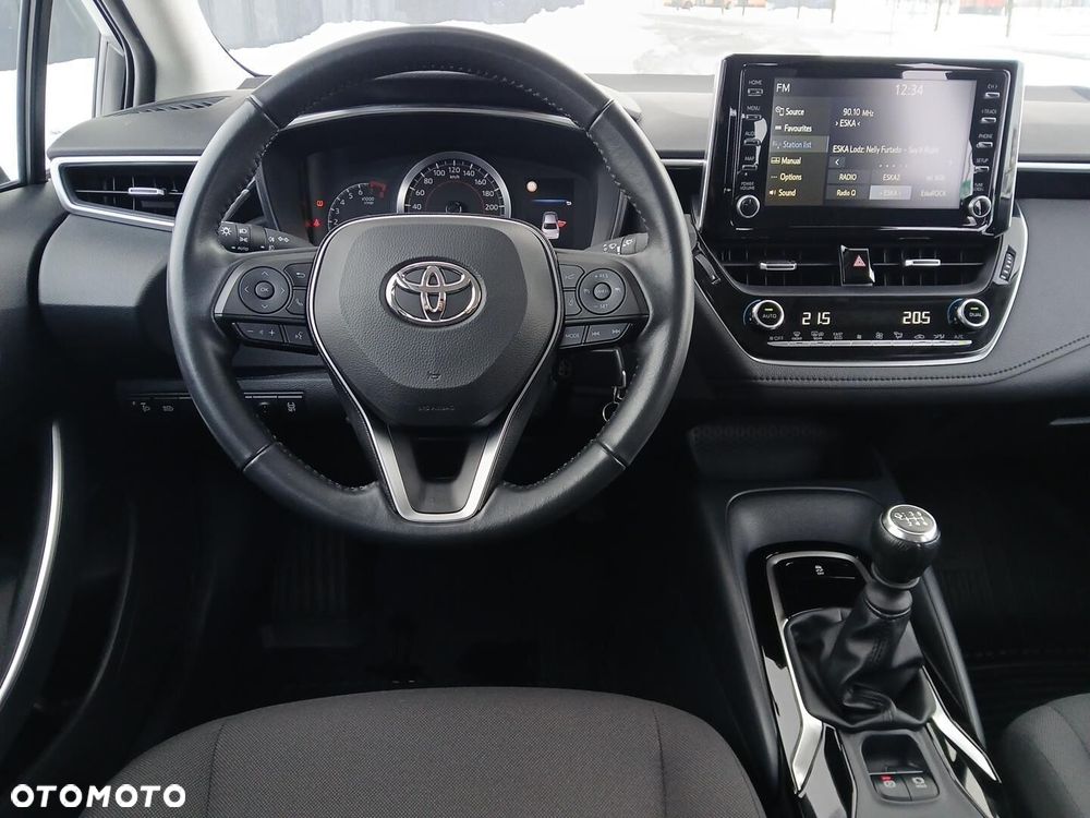 Toyota Corolla - 13