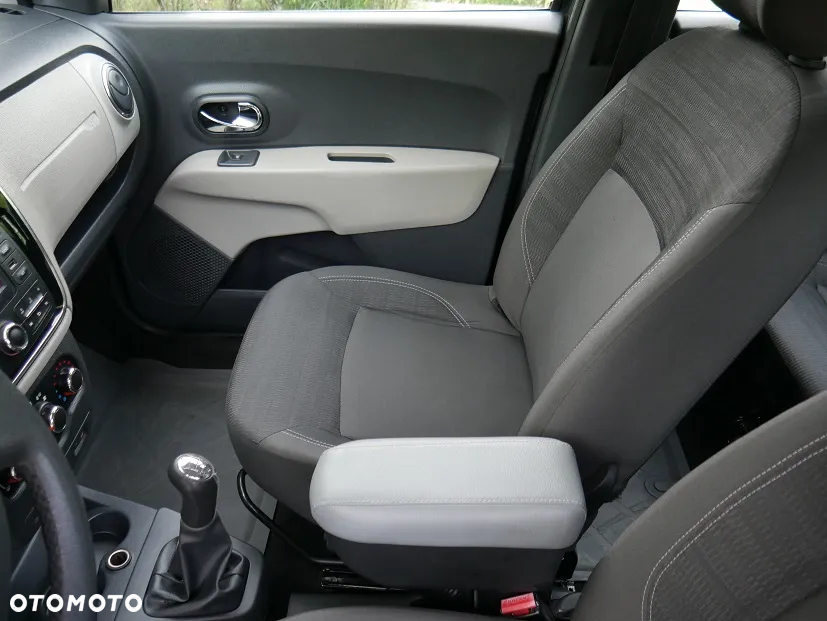 Dacia Lodgy 1.6 Laureate - 23