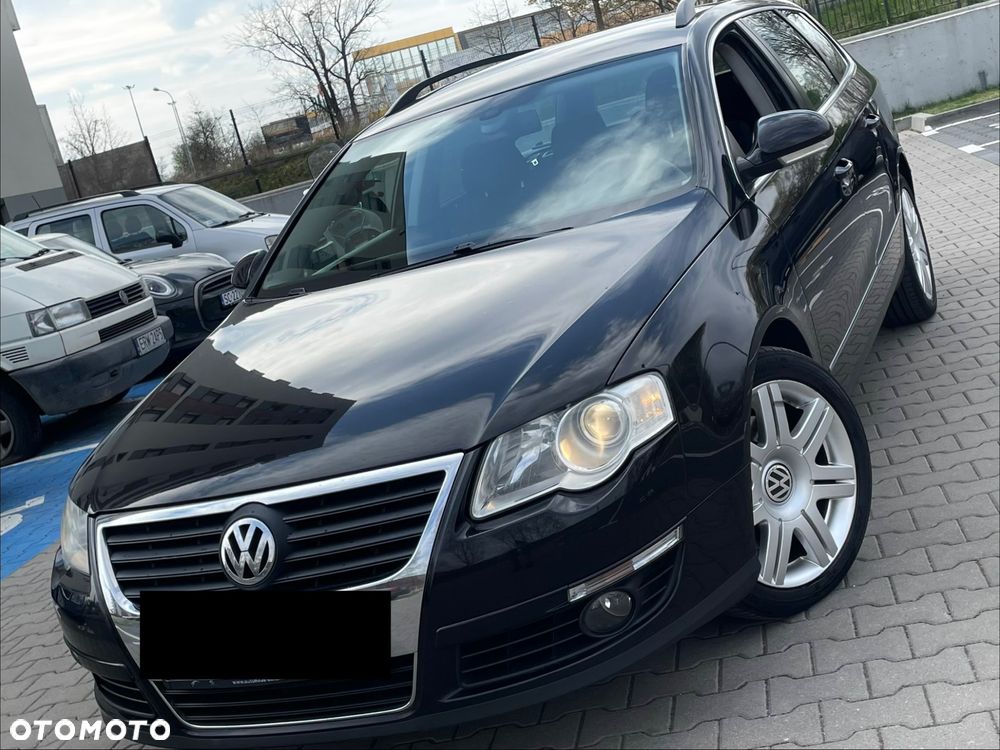 Volkswagen Passat - 4