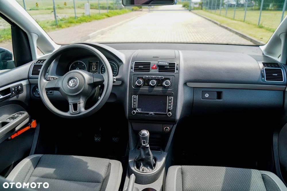Volkswagen Touran 1.6 TDI DPF Trendline - 23