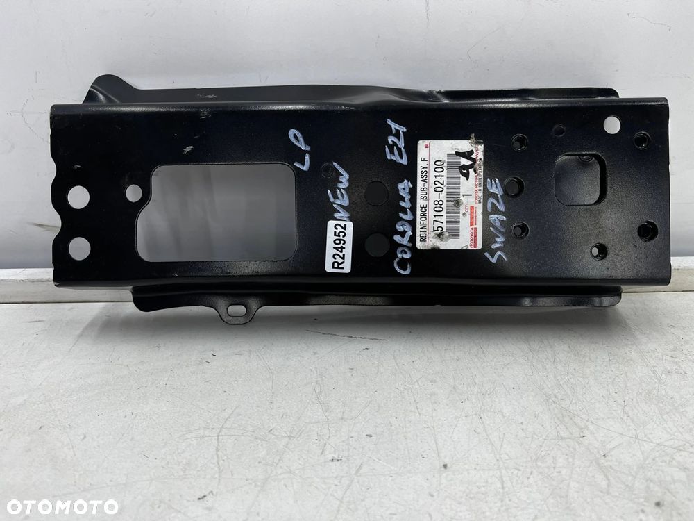 Poszycie Toyota Corolla XII E21 Suzuki Swace 18r.-lewa podłużnica mocowanie belki zderzaka wzmocnien - 2