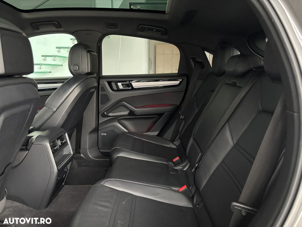 Porsche Cayenne Coupe Tiptronic S - 13