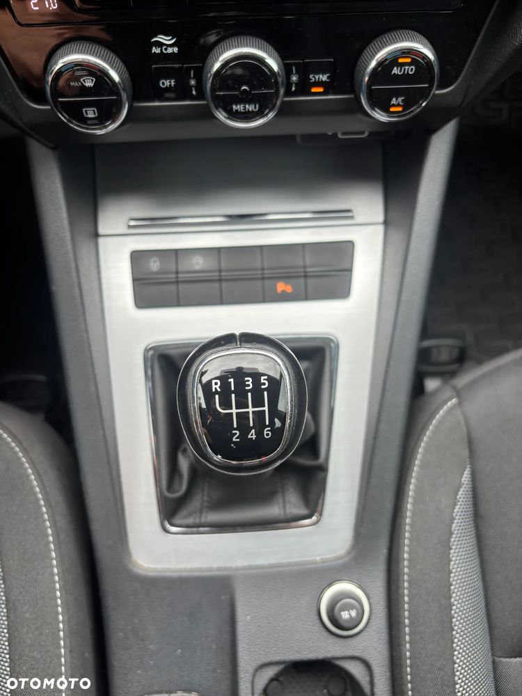 Skoda Octavia 1.5 TSI ACT Business - 22