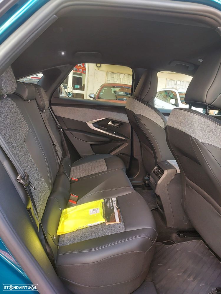 Peugeot 3008 1.6 Hybrid Allure Pack e-EAT8 - 14