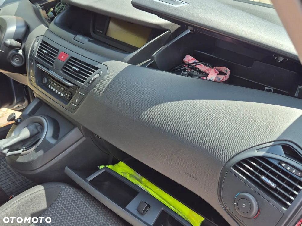 Citroën C4 Picasso - 11