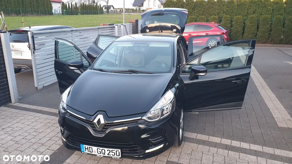 Renault Clio - 7
