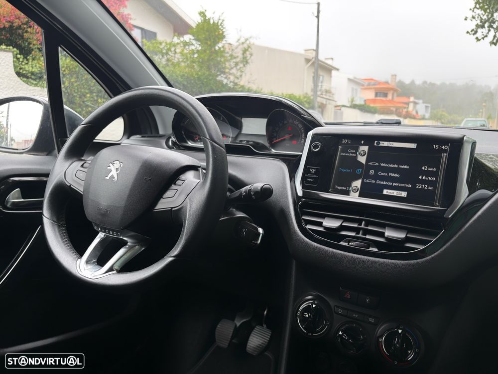 Peugeot 208 1.4 HDi Active - 18