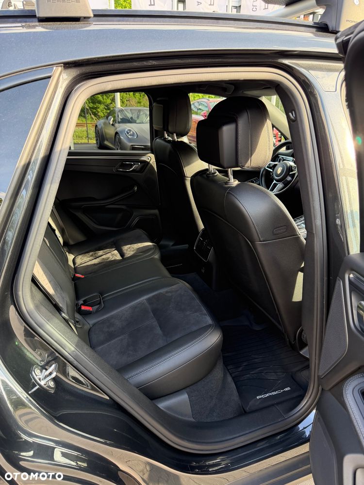 Porsche Macan - 14