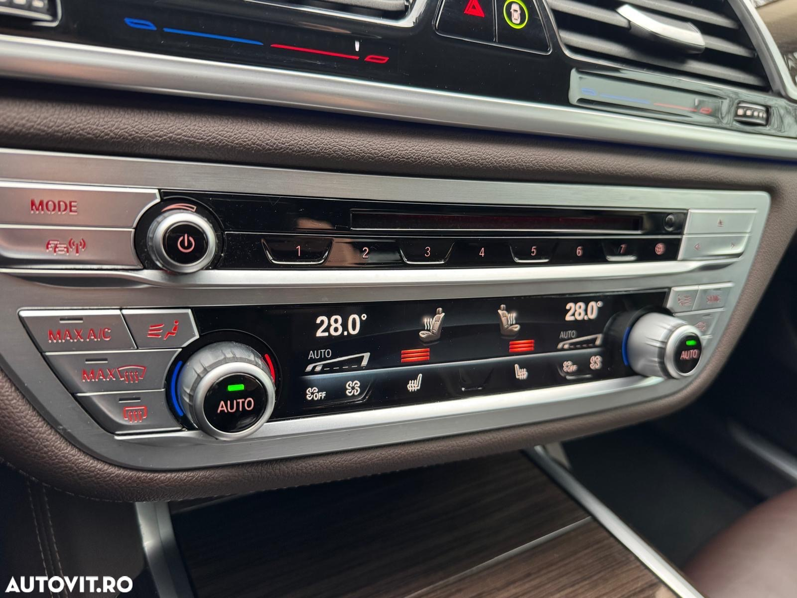 BMW Seria 7 740Ld xDrive - 12