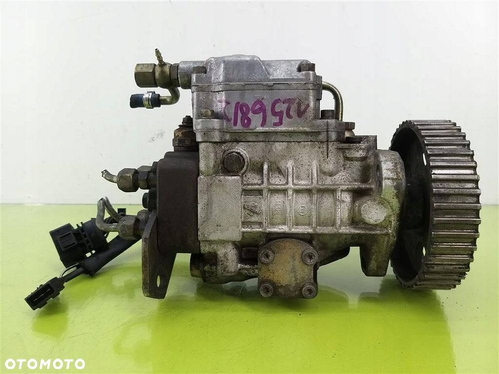 Pompa wtryskowa VW Passat B5 1996-2000 1,9 TDI 0460404959 028130115A - 1