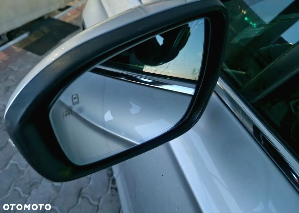 Ford Mondeo SW 2.0 TDCi Titanium - 25