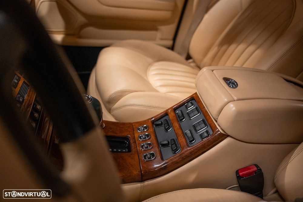 Bentley Arnage Green Label - 16