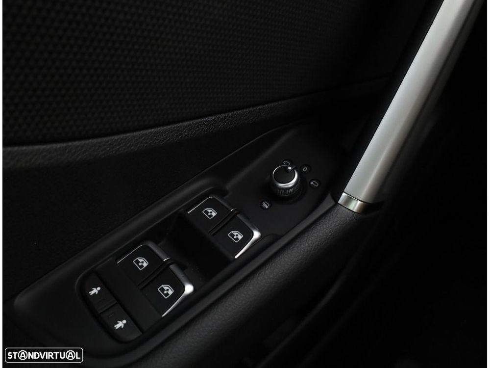 Audi Q2 30 TFSI Advanced - 18