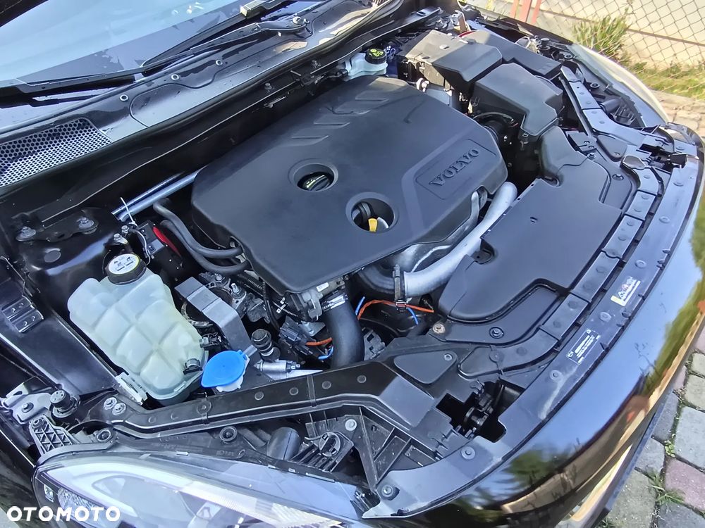 Volvo V40 - 22
