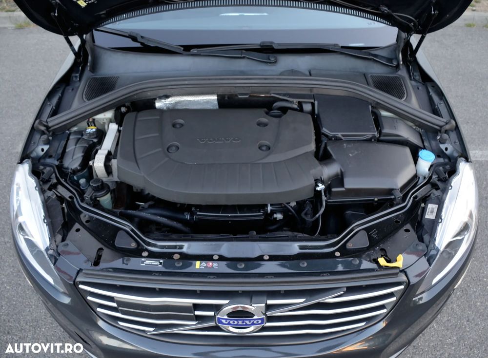 Volvo XC 60 D4 AWD Geartronic Summum - 25