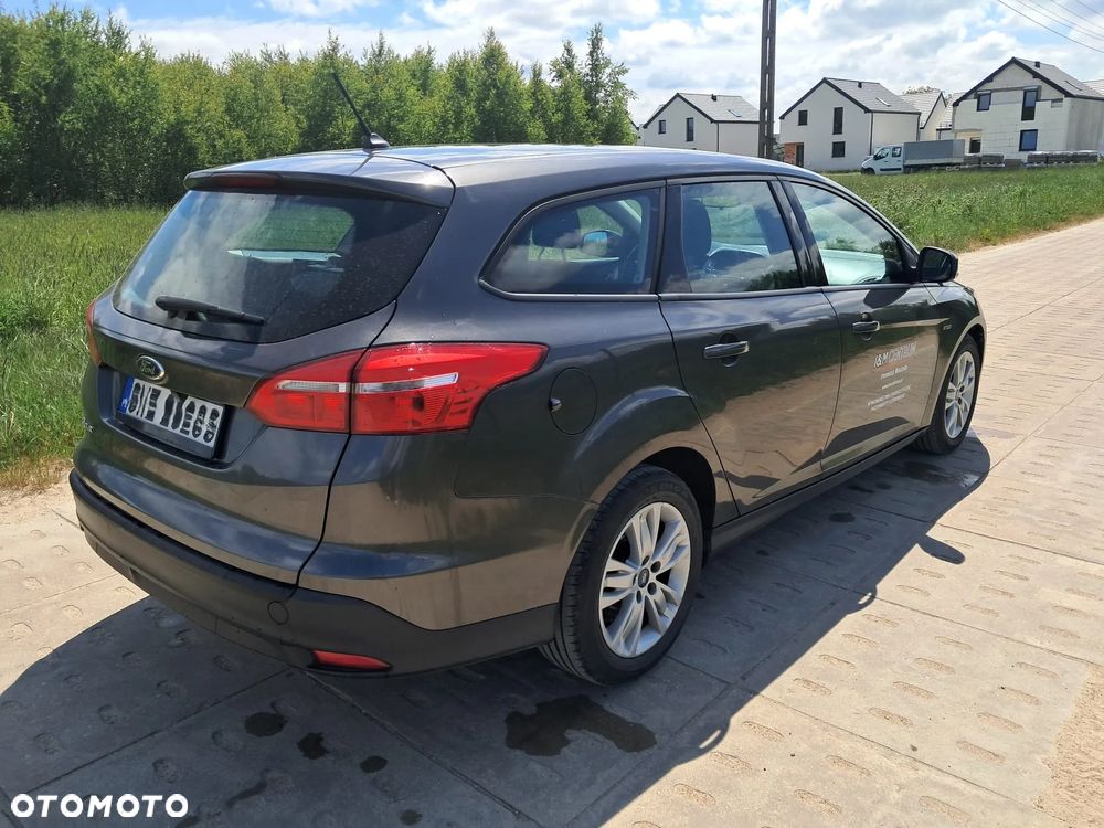 Ford Focus 1.5 TDCi Trend - 6