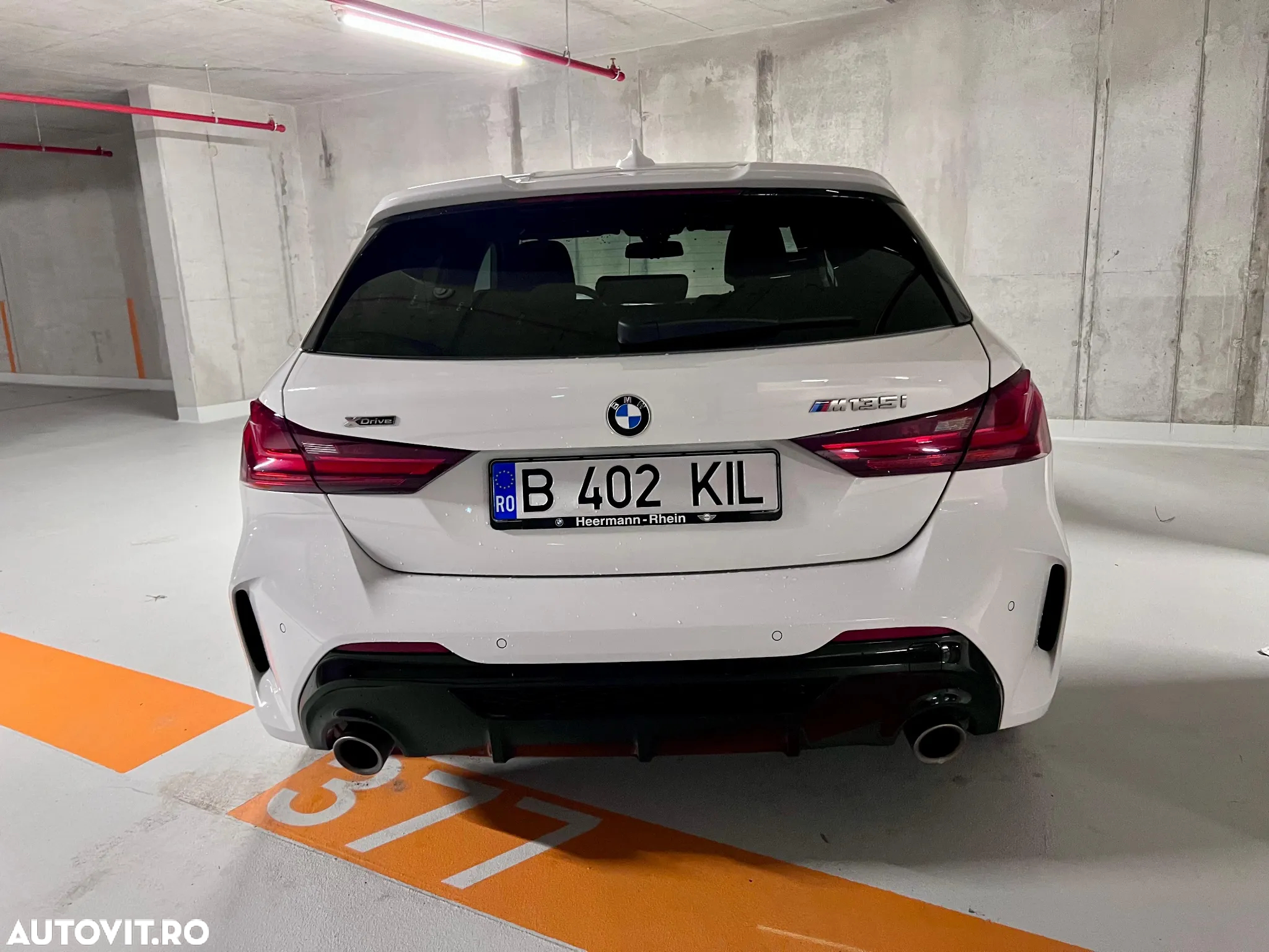 BMW M1 M135i xDrive AT - 6