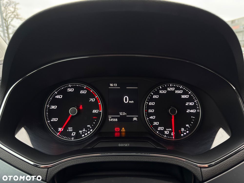 Seat Arona 1.0 TSI Reference S&S - 12