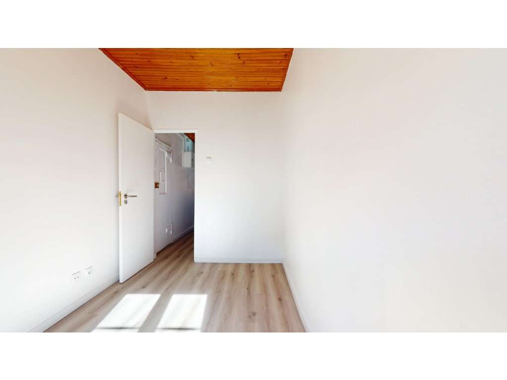 Apartamento T3 em Alcântara - Grande imagem: 2/22