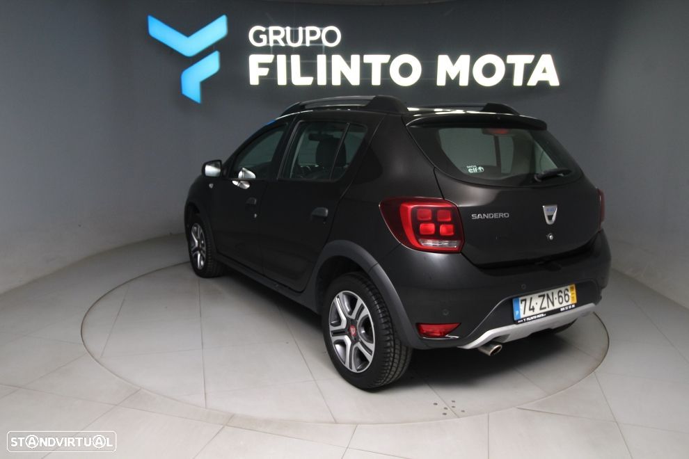 Dacia Sandero 0.9 TCe Stepway - 4