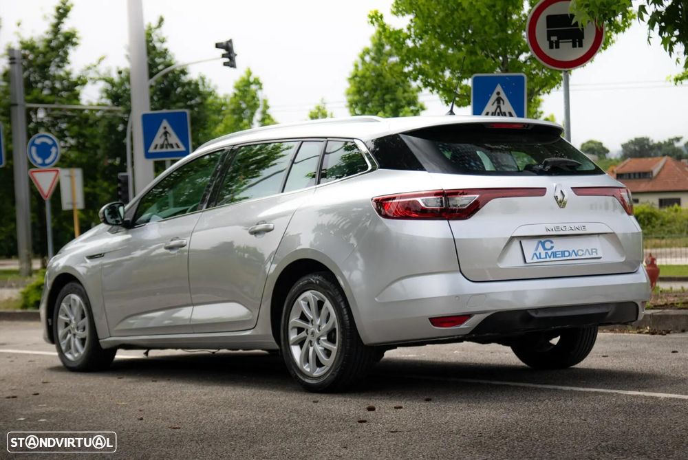 Renault Mégane Sport Tourer BLUE dCi 115 EDC BUSINESS EDITION - 8