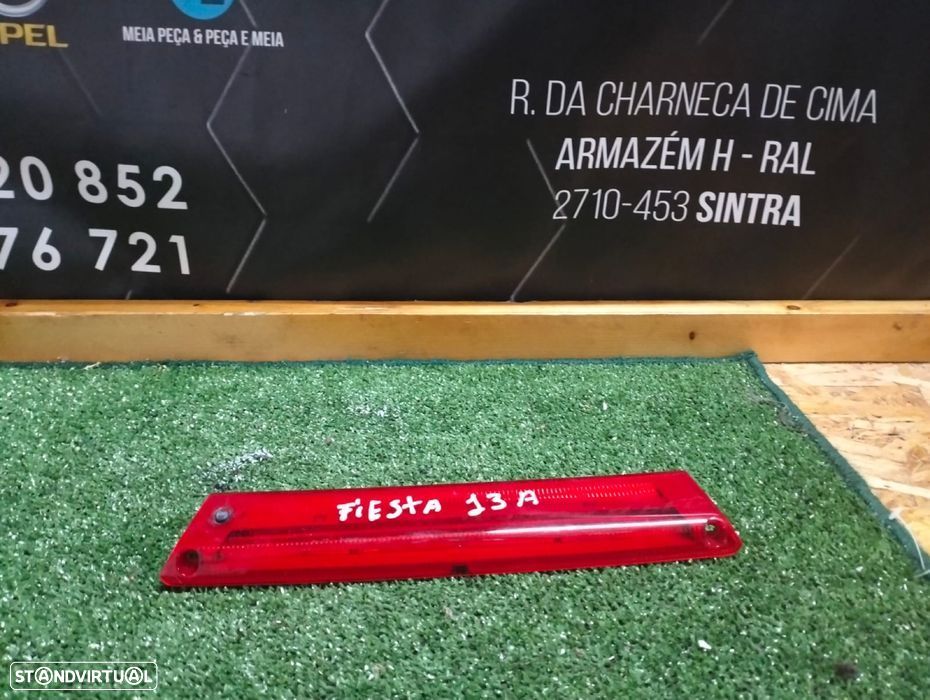 3 stop Ford Fiesta 2013 - 1