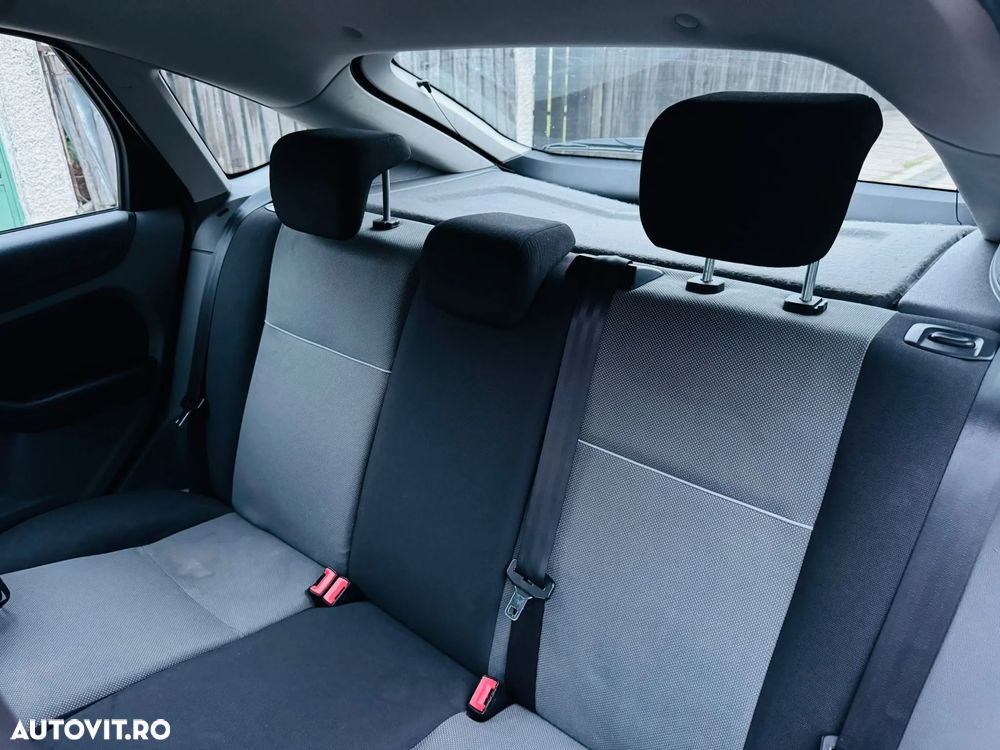 Ford Focus 1.6 TDCi Trend - 7