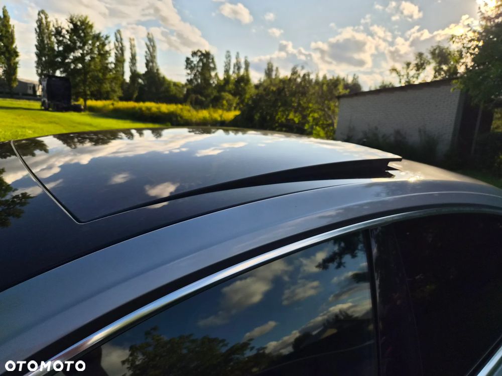 Volkswagen Arteon 2.0 TDI SCR R-Line Edition DSG - 13