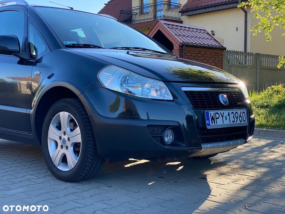 Fiat Sedici 1.9 Multijet DPF 4x4 Luxury - 3