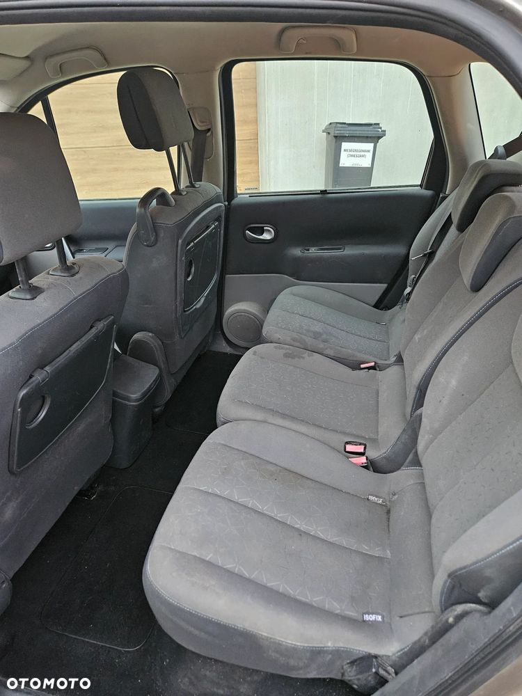 Renault Scenic 1.5 dCi Emotion - 6