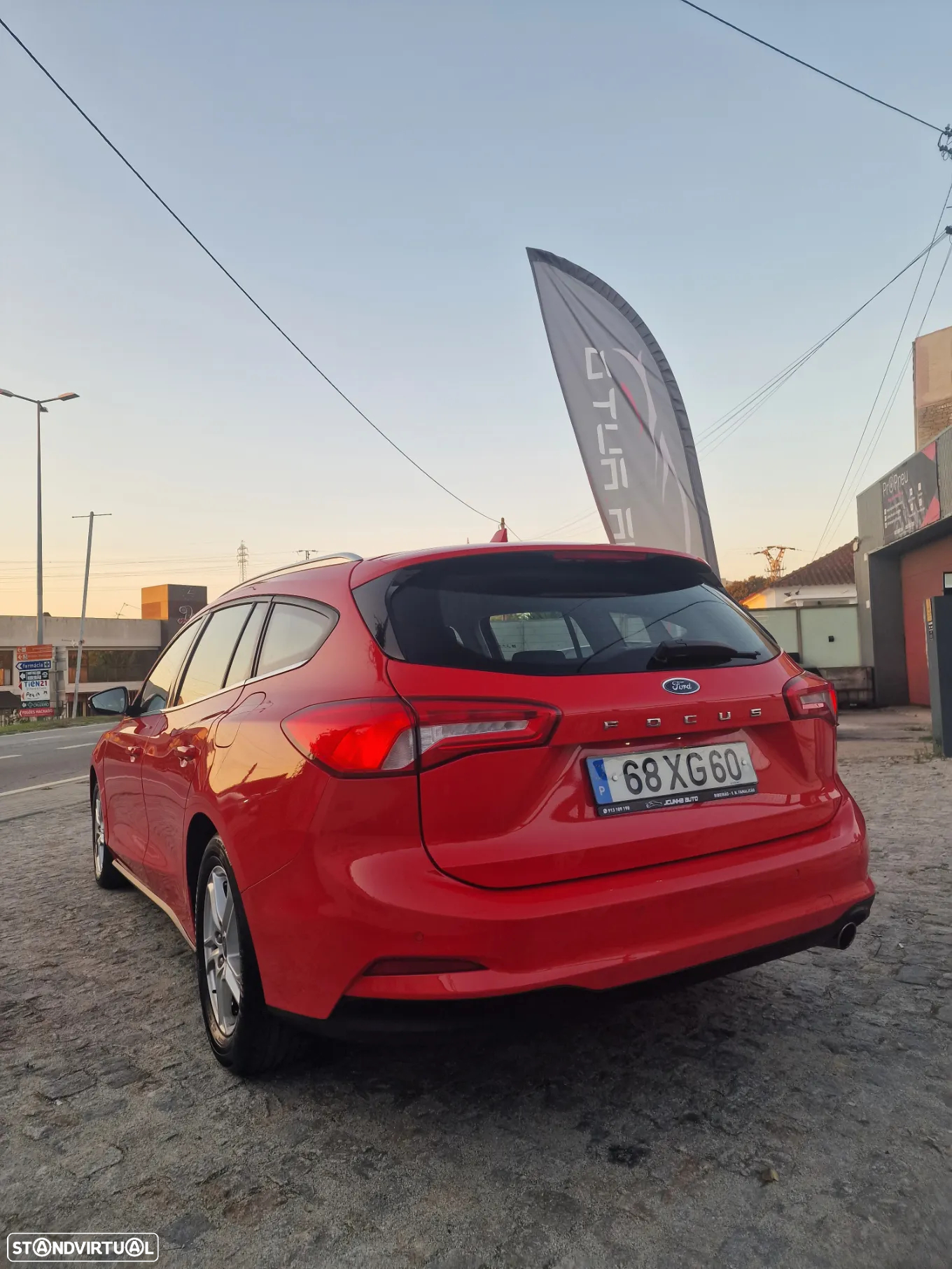 Ford Focus SW 1.5 TDCi EcoBlue Titanium - 9