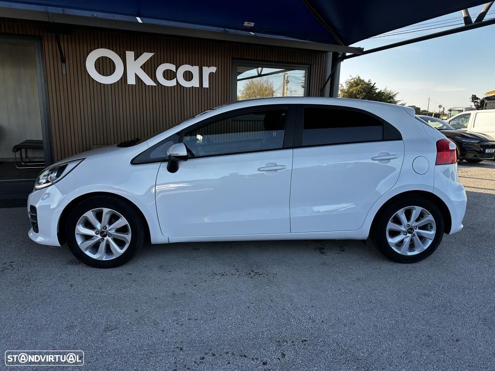 Kia Rio 1.1 CRDi EX ISG - 11