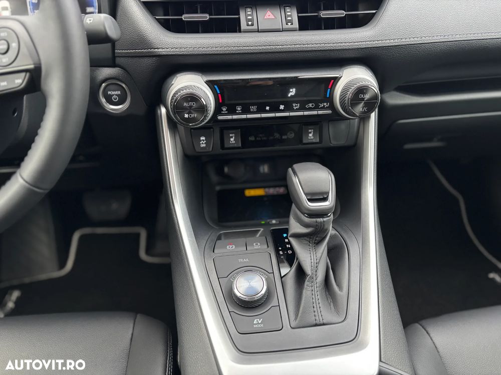 Toyota RAV4 - 17