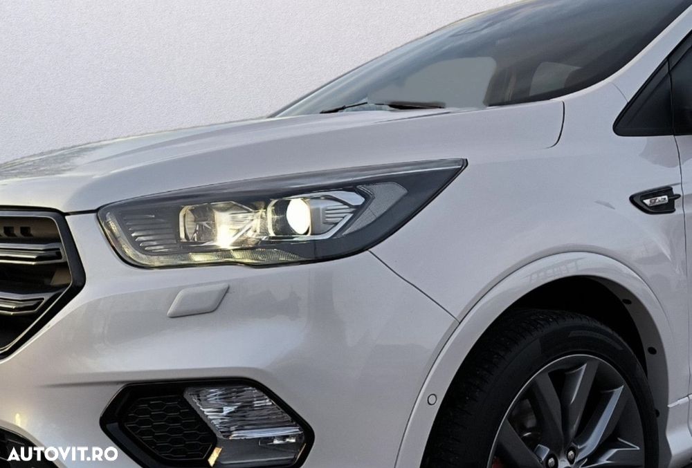 Ford Kuga 2.0 TDCi 4x4 Aut. ST-Line - 14