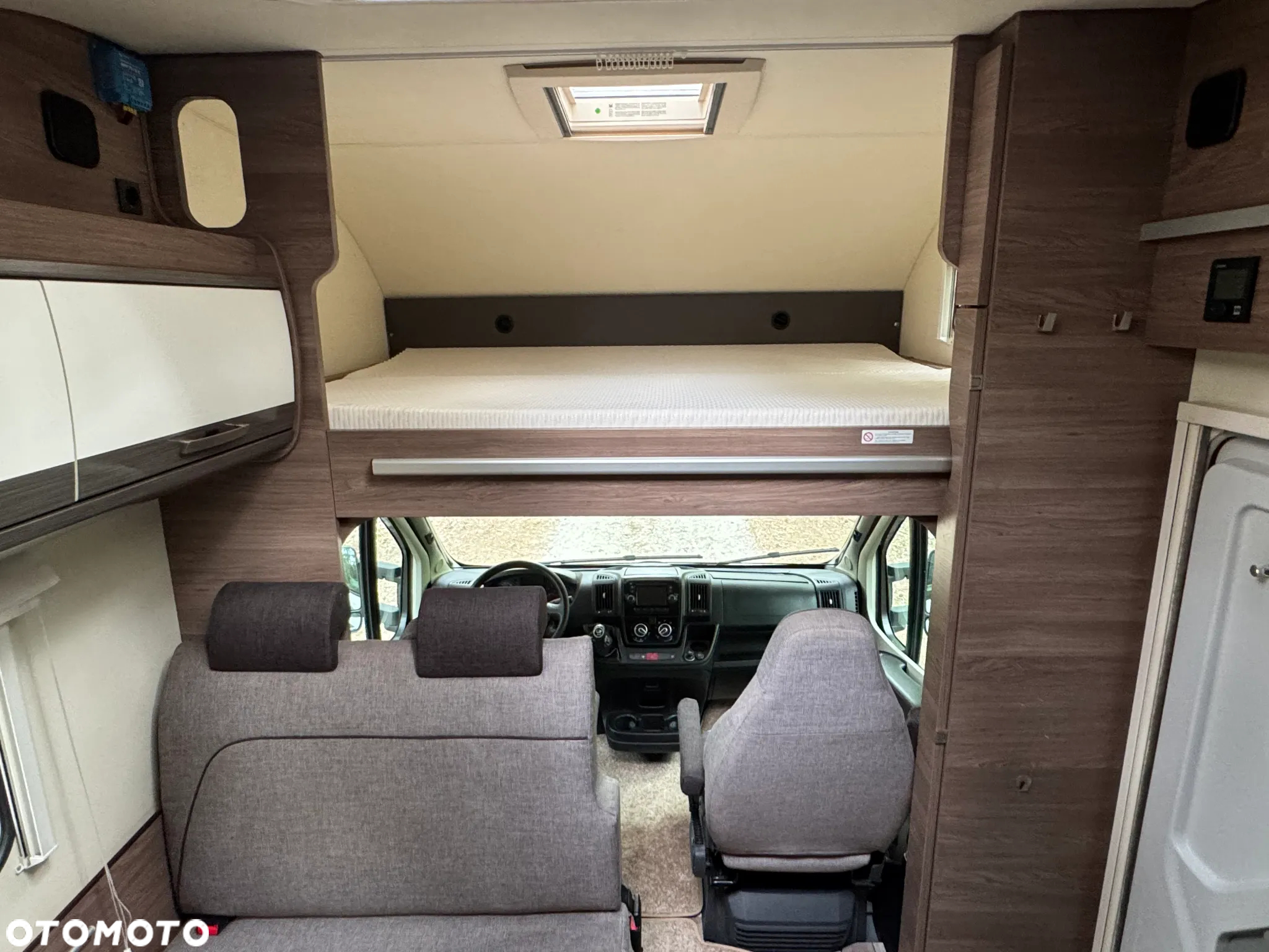 KNAUS Live Traveller - 20