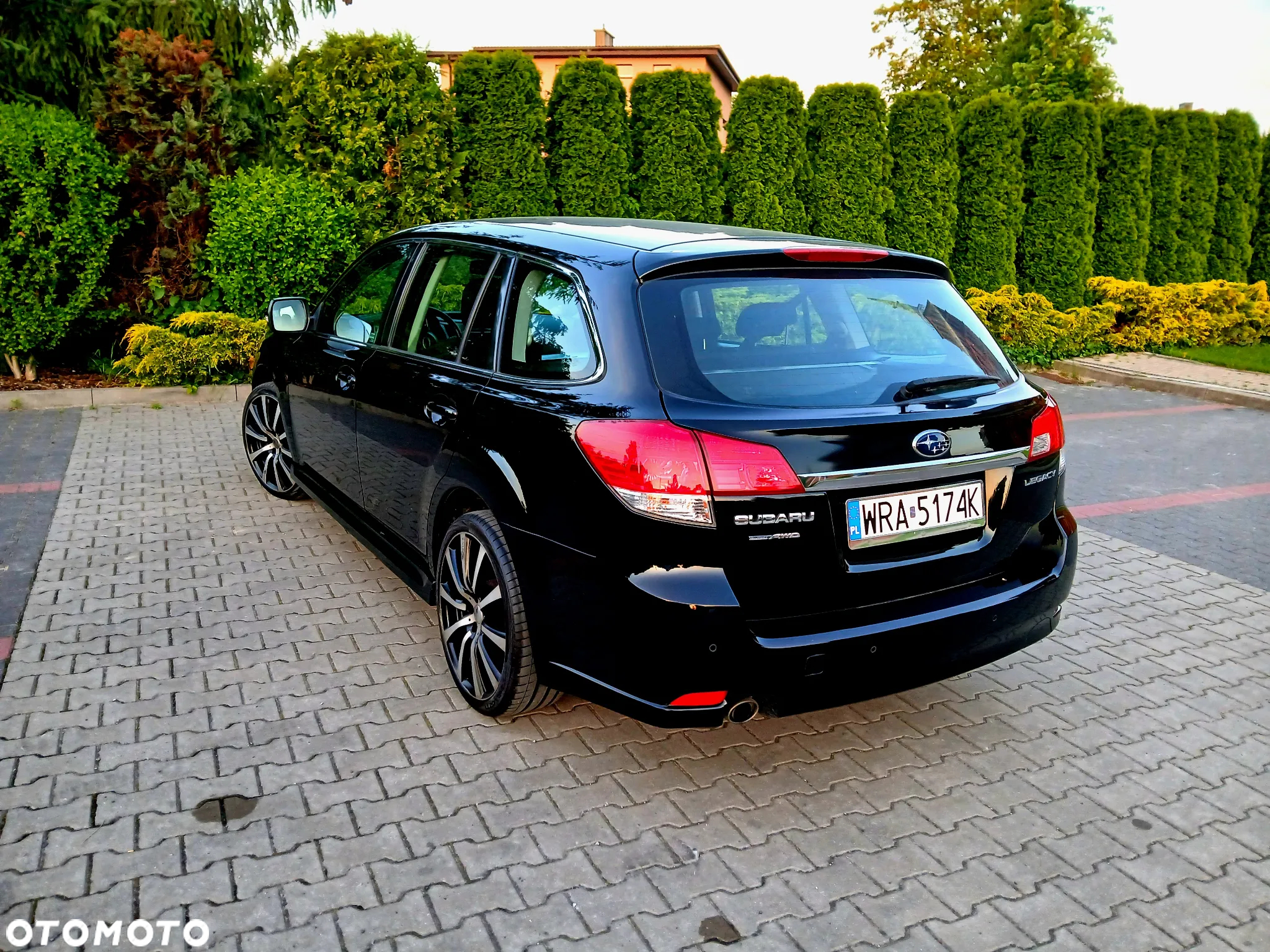 Subaru Legacy - 24