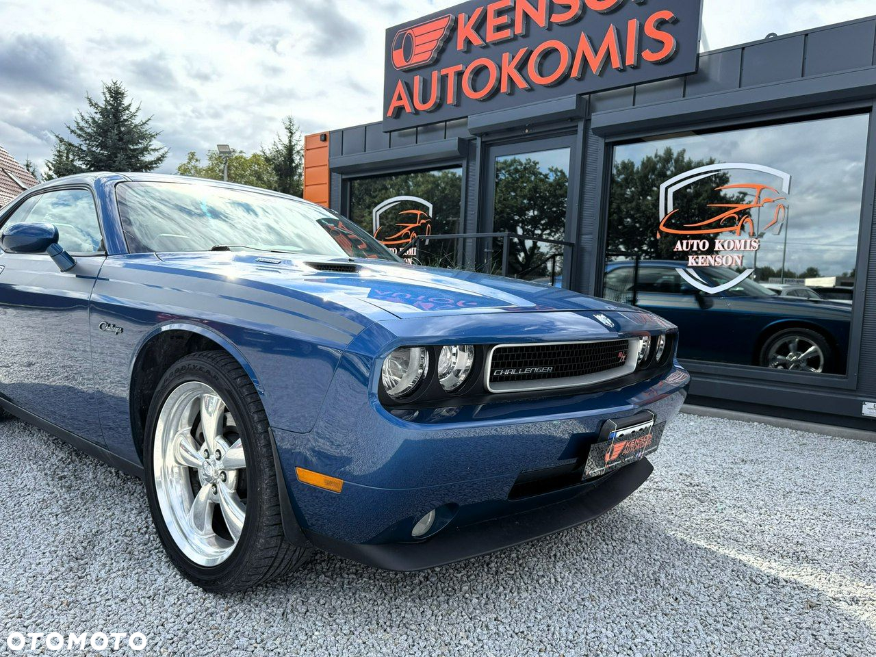 Dodge Challenger - 28