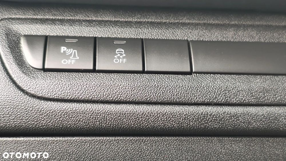 Peugeot 2008 1.6 BlueHDi Allure S&S - 34